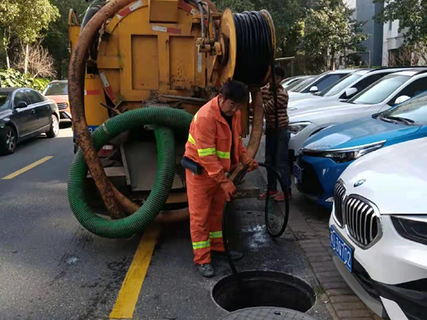 颍泉排污管道清淤